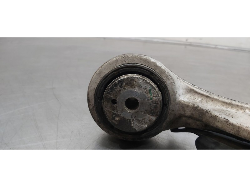 Recambio de brazo suspension inferior delantero derecho para jaguar xf r-sport awd referencia OEM IAM T2H24313  