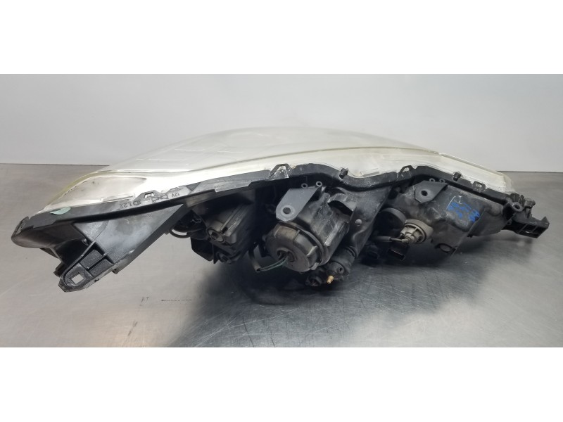Recambio de faro izquierdo para citroen c-crosser exclusive referencia OEM IAM 6208H0  