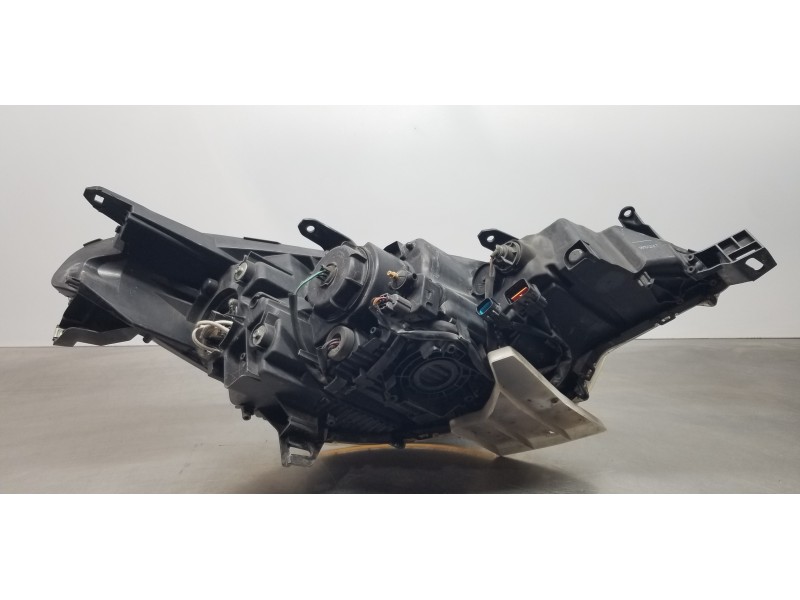 Recambio de faro izquierdo para citroen c-crosser exclusive referencia OEM IAM 6208H0  