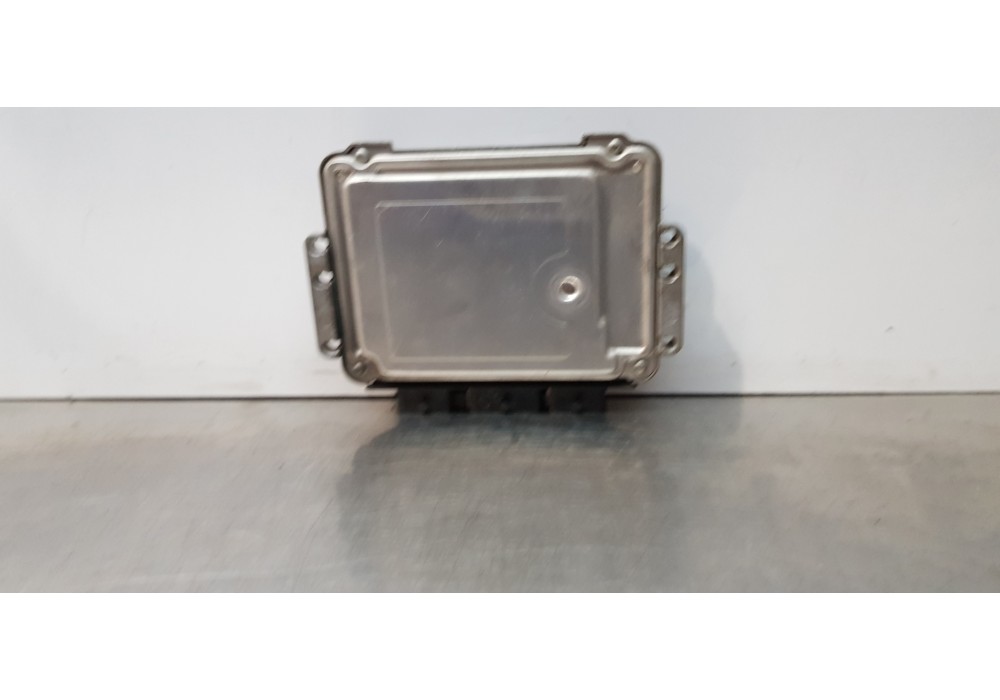 Recambio de centralita motor uce para renault megane ii familiar authentique confort referencia OEM IAM 8200310863  