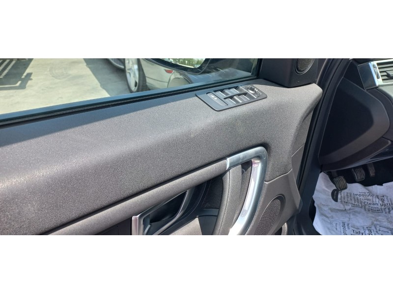 land rover discovery sport del año 2017