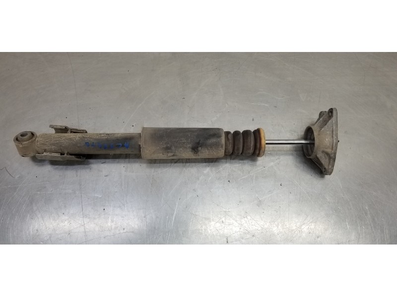 Recambio de amortiguador trasero derecho para bmw serie x1 (f48) sdrive18d referencia OEM IAM 33526861669  