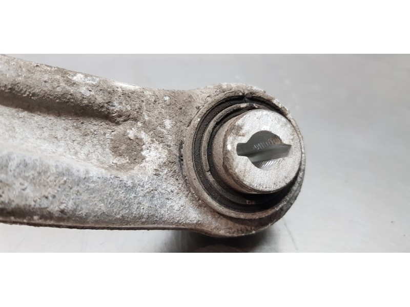 Recambio de brazo suspension superior trasero derecho para jaguar xf r-sport awd referencia OEM IAM T2H17173  