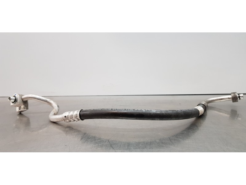 Recambio de tubos aire acondicionado para ssangyong rodius xdi limited referencia OEM IAM 6861021120  