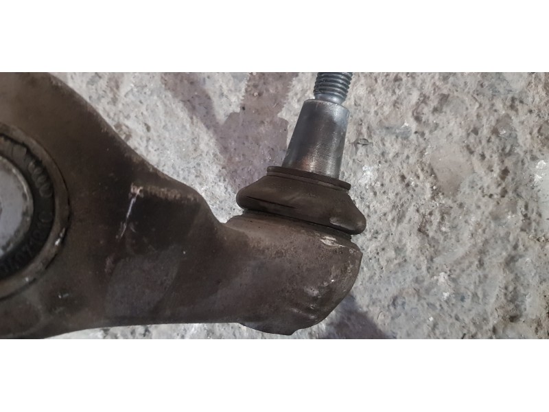 Recambio de tirante delantero izquierdo para audi a4 avant (8e) 1.9 tdi (96kw) referencia OEM IAM 8E0407151M   Recambio de tirante delantero izquierdo para audi a4 avant (8e) 1.9 tdi (96kw) referencia OEM IAM 8E0407151M