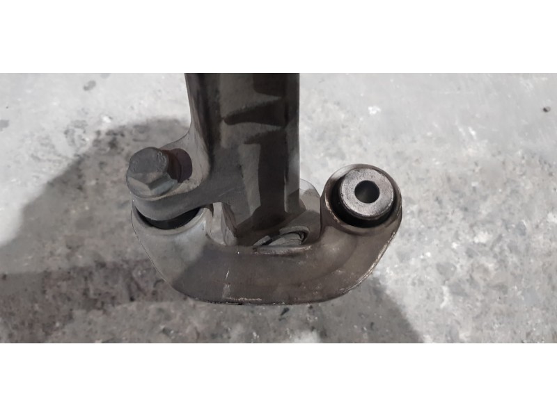 Recambio de tirante delantero izquierdo para audi a4 avant (8e) 1.9 tdi (96kw) referencia OEM IAM 8E0407151M   Recambio de tirante delantero izquierdo para audi a4 avant (8e) 1.9 tdi (96kw) referencia OEM IAM 8E0407151M