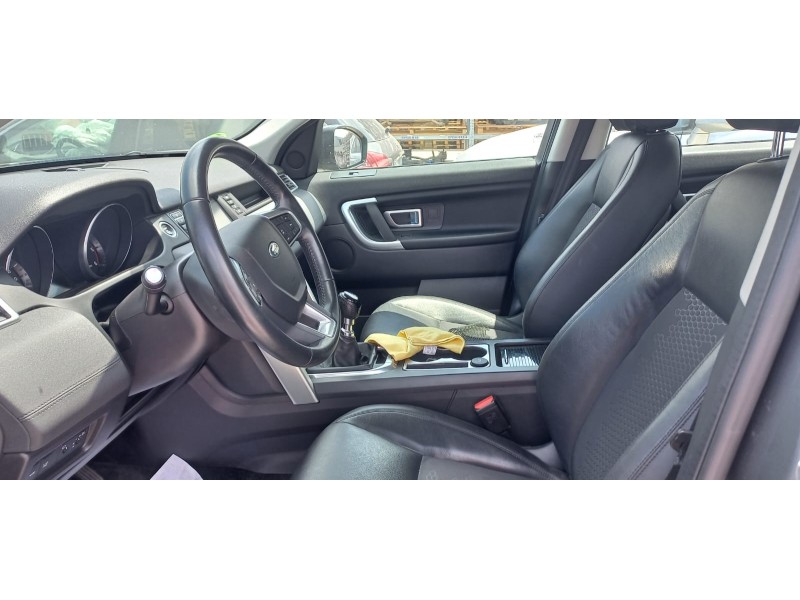 land rover discovery sport del año 2017