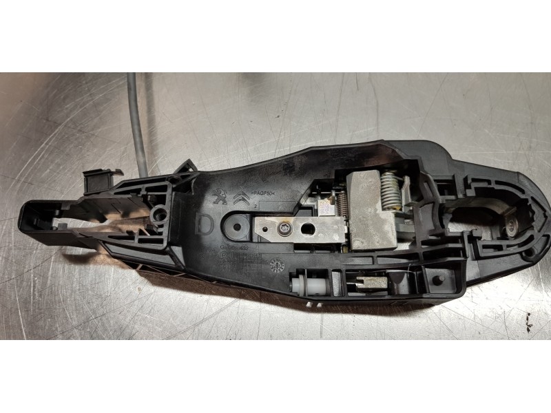 Recambio de cerradura puerta trasera derecha para peugeot 2008 (p1) allure referencia OEM IAM 9830559380  