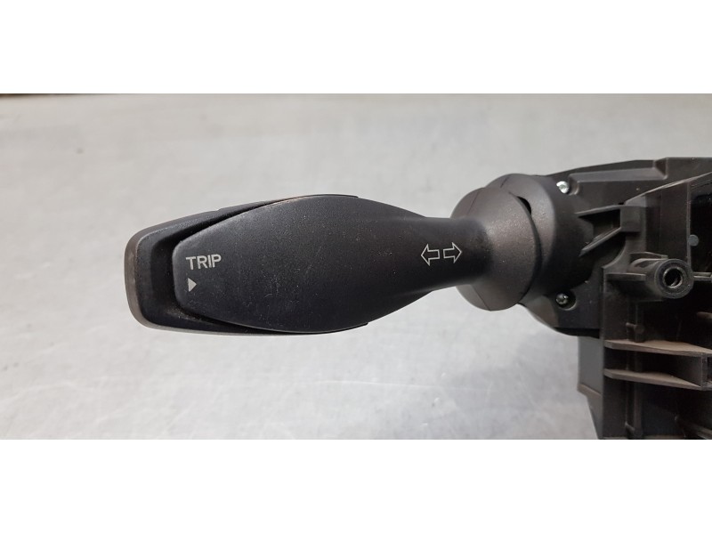 Recambio de mando multifuncion para ford ecosport trend referencia OEM IAM 8A6T13335BC  