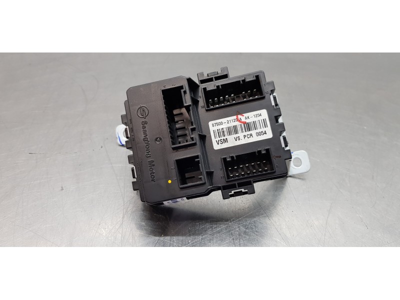 Recambio de modulo electronico para ssangyong rodius xdi limited referencia OEM IAM 8750021120 8750021120A 