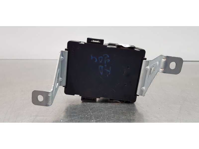 Recambio de modulo electronico para ssangyong rodius xdi limited referencia OEM IAM 8750021120 8750021120A 