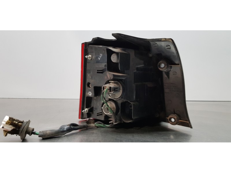 Recambio de piloto trasero derecho para citroen c-crosser exclusive referencia OEM IAM 6351EG  