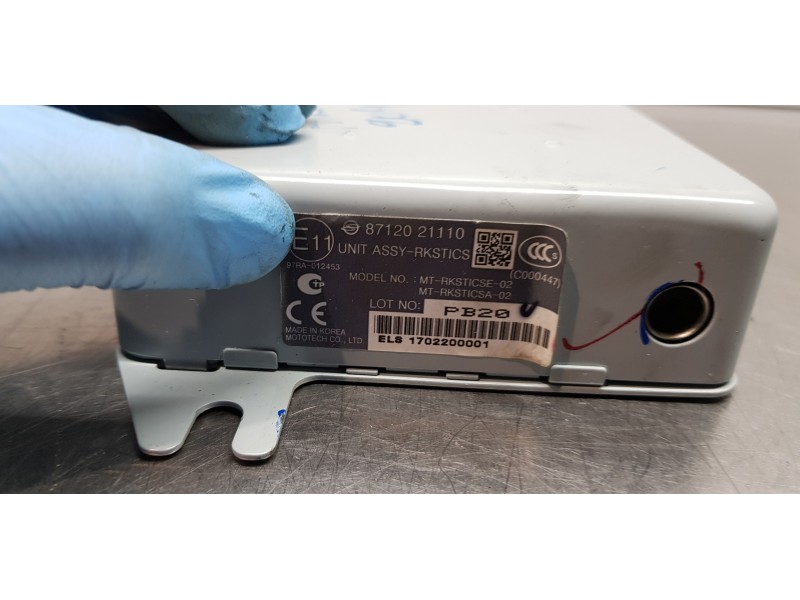 Recambio de modulo electronico para ssangyong rodius xdi limited referencia OEM IAM 8712021110  