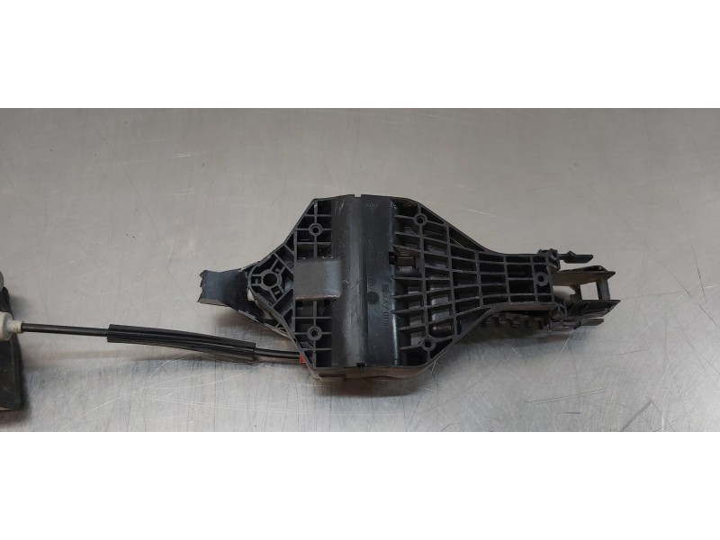 Recambio de cerradura puerta trasera derecha para jaguar xf r-sport awd referencia OEM IAM T2H17438  