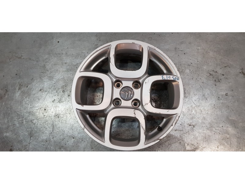 Recambio de llanta para citroen c4 cactus live referencia OEM IAM 9802911977   Recambio de llanta para citroen c4 cactus live referencia OEM IAM 9802911977