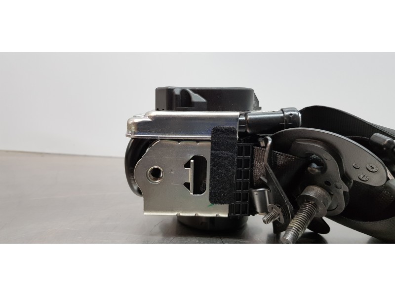 Recambio de cinturon seguridad delantero derecho para jaguar xf r-sport awd referencia OEM IAM T2H16150PVJ  