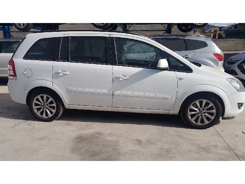 opel zafira b del año 2014 opel zafira b del año 2014