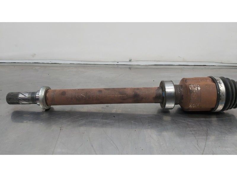 Recambio de transmision delantera derecha para renault clio iv life referencia OEM IAM 391009101R  