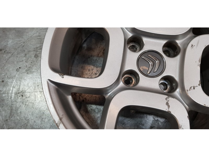 Recambio de llanta para citroen c4 cactus live referencia OEM IAM 9802911977   Recambio de llanta para citroen c4 cactus live referencia OEM IAM 9802911977