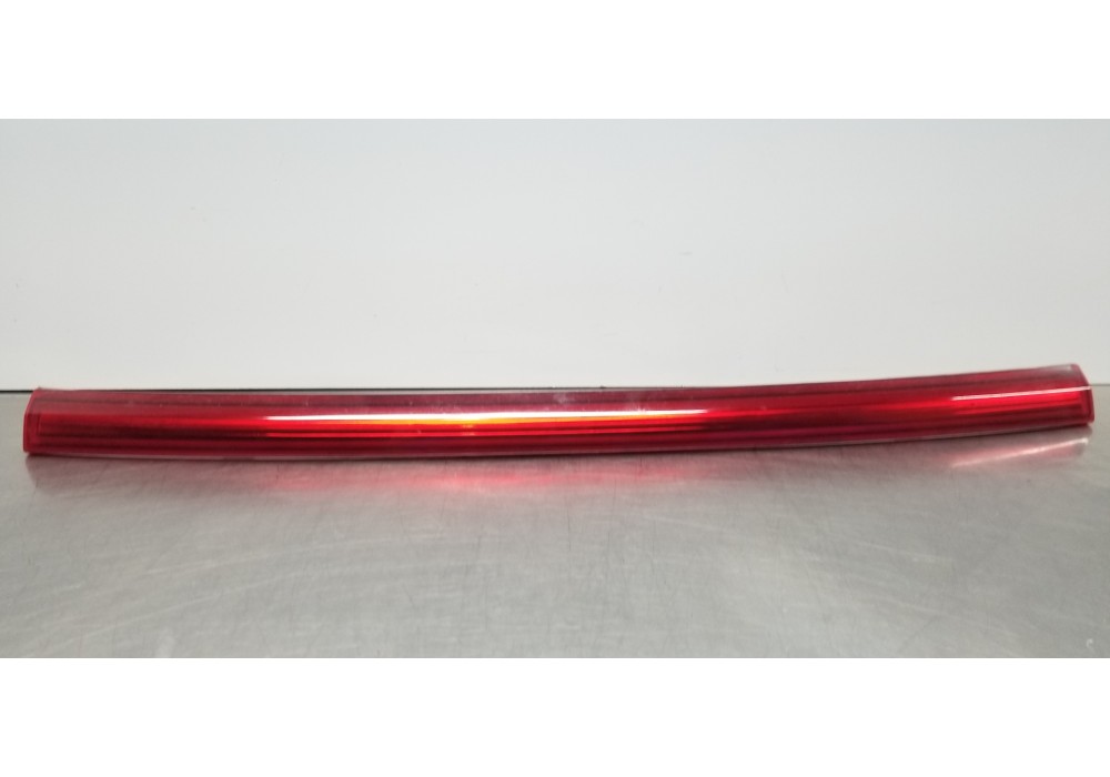 Recambio de piloto trasero central para kia sportage dynamic referencia OEM IAM 87310F1000  