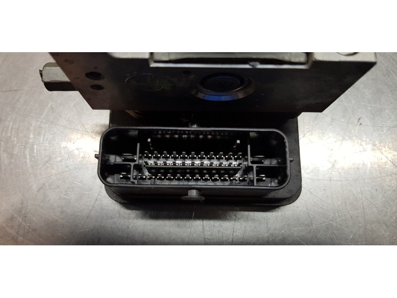 Recambio de abs para mazda 3 lim. () luxury referencia OEM IAM BAAP437A0 06210244584 