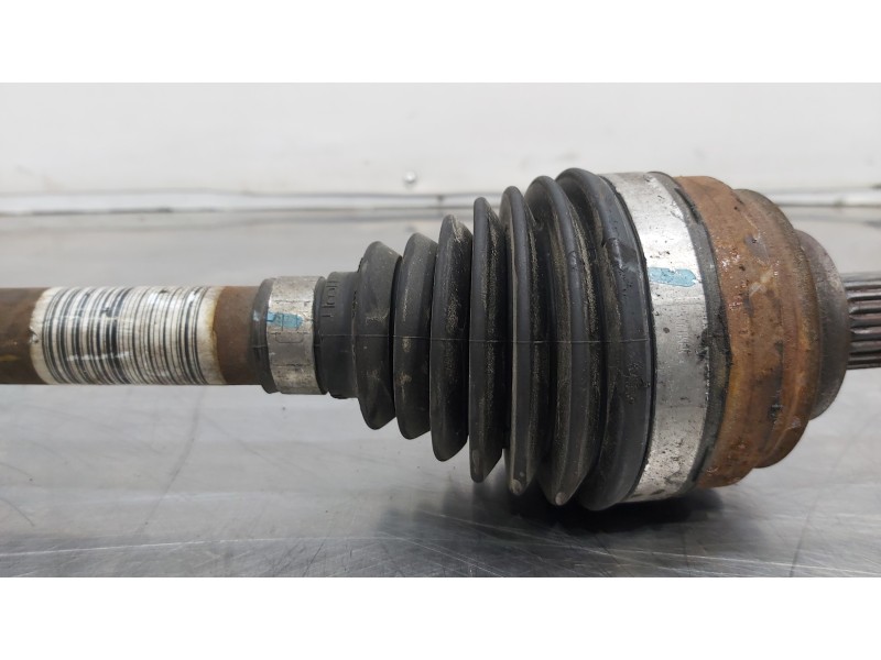 Recambio de transmision delantera derecha para renault clio iv life referencia OEM IAM 391009101R  