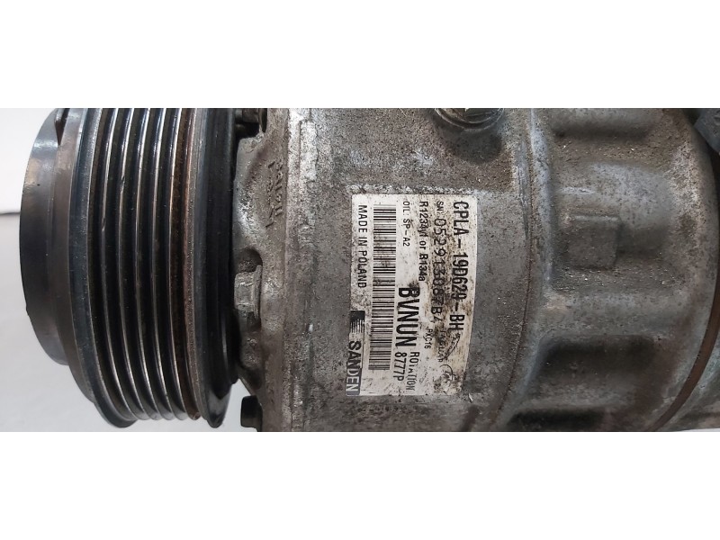 Recambio de compresor aire acondicionado para jaguar xf r-sport awd referencia OEM IAM C2D56291  