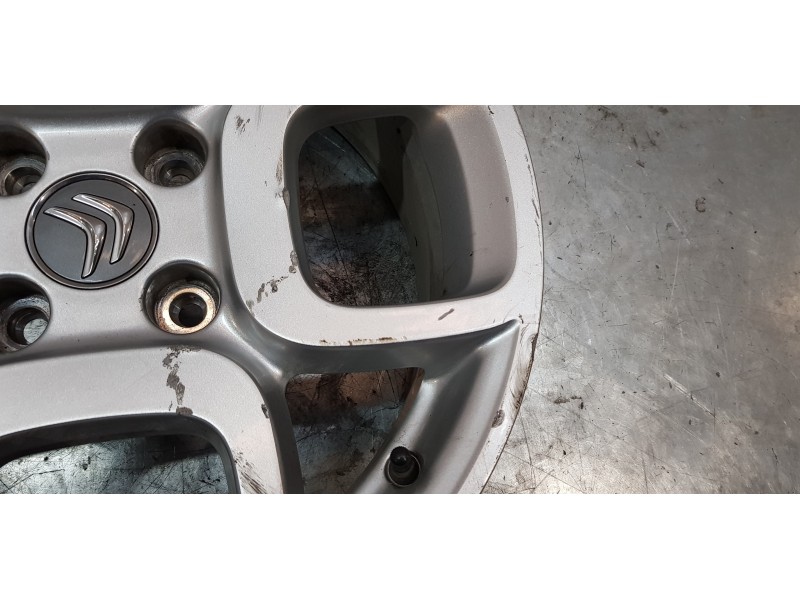 Recambio de llanta para citroen c4 cactus live referencia OEM IAM 9802911977   Recambio de llanta para citroen c4 cactus live referencia OEM IAM 9802911977