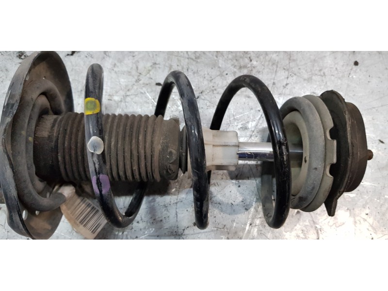 Recambio de amortiguador delantero izquierdo para ford ka (ccu) titanium+ referencia OEM IAM 50710805  