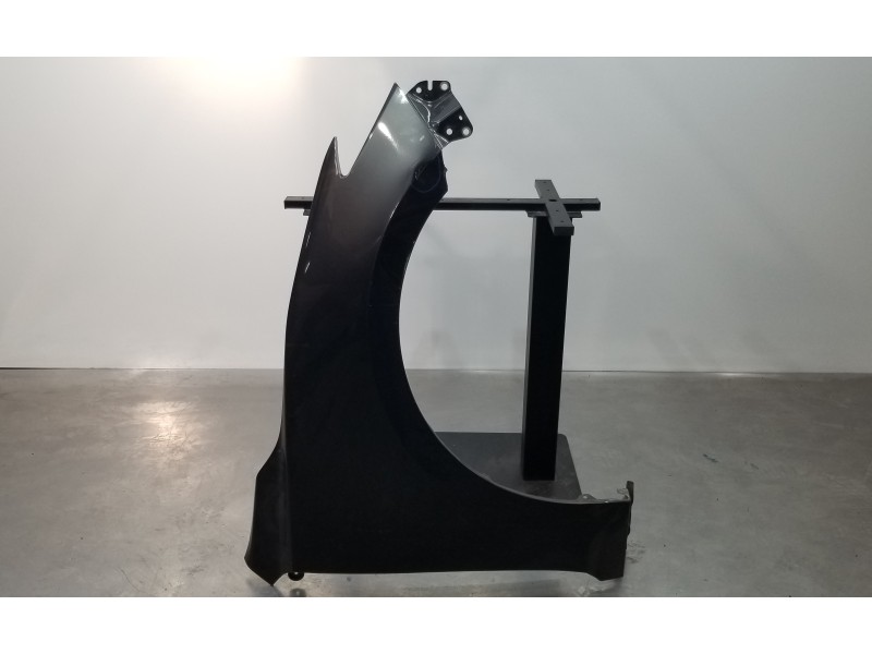 Recambio de aleta delantera derecha para mazda 3 lim. () luxury referencia OEM IAM B45A52111B  