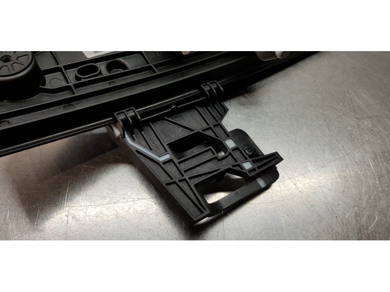 Recambio de elevalunas trasero derecho para peugeot 2008 (p1) allure referencia OEM IAM 9830002480  