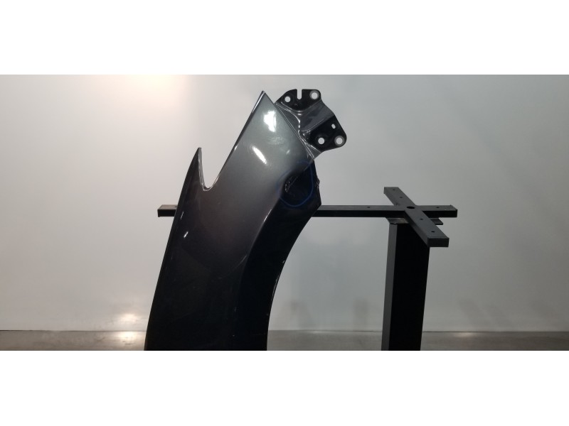 Recambio de aleta delantera derecha para mazda 3 lim. () luxury referencia OEM IAM B45A52111B  