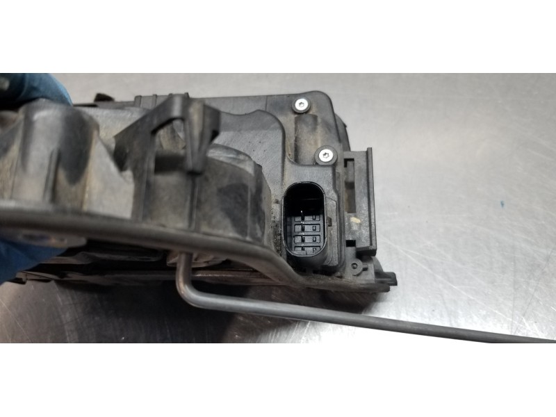 Recambio de cerradura puerta trasera derecha para bmw serie x1 (f48) sdrive18d referencia OEM IAM 51227281940  