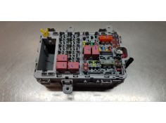 Recambio de caja reles / fusibles para alfa romeo stelvio (630) basis q4 referencia OEM IAM 51987784  