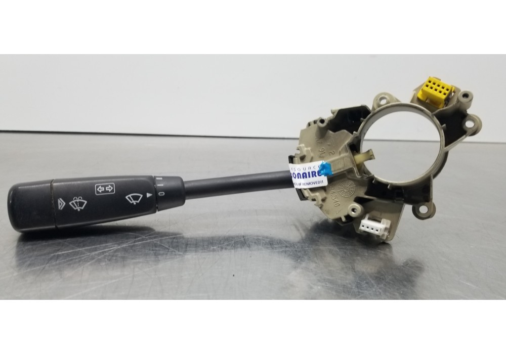 Recambio de mando intermitentes para mercedes clase c (w203) sportcoupe c 200 compressor (203.742) referencia OEM IAM 2035450010