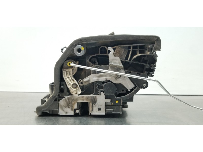 Recambio de cerradura puerta trasera izquierda para bmw serie x1 (f48) sdrive18d referencia OEM IAM 51227281939  