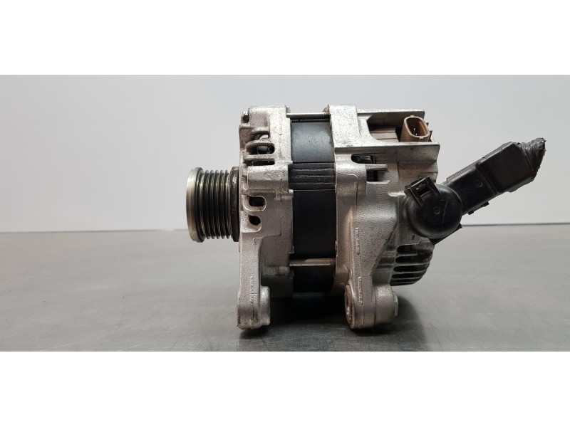 Recambio de alternador para mazda 3 lim. () luxury referencia OEM IAM SH0118300A A2TX6781 