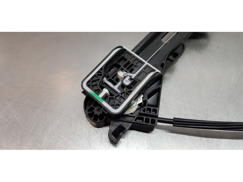 Recambio de elevalunas delantero izquierdo para peugeot 2008 (p1) allure referencia OEM IAM 9828130780  