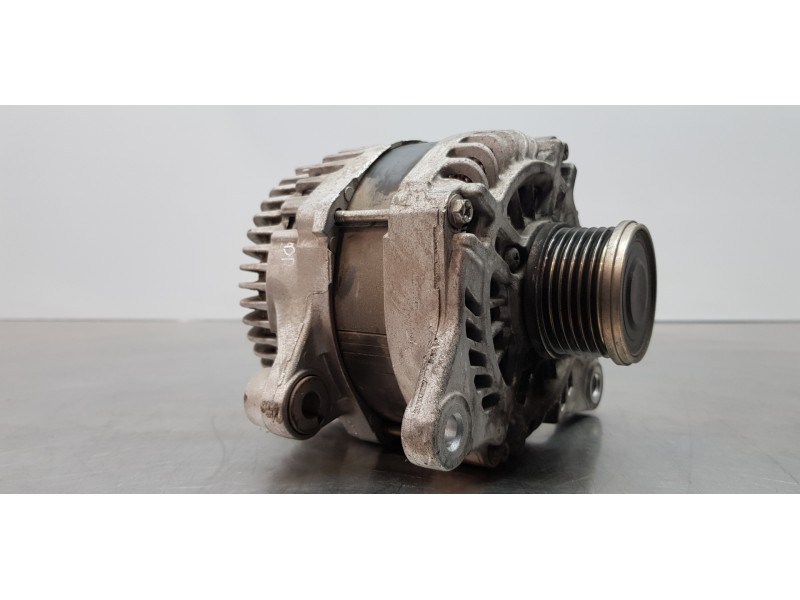 Recambio de alternador para mazda 3 lim. () luxury referencia OEM IAM SH0118300A A2TX6781 