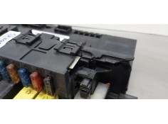 Recambio de caja reles / fusibles para mercedes clase c (w203) familiar c 200 t cdi (203.204) referencia OEM IAM 2035450701 5DK0 2