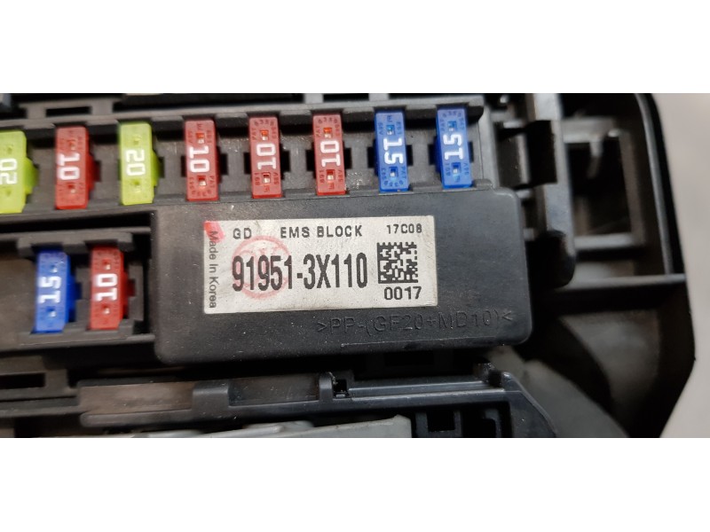 Recambio de caja reles / fusibles para kia carens ( ) drive referencia OEM IAM 919513X110  