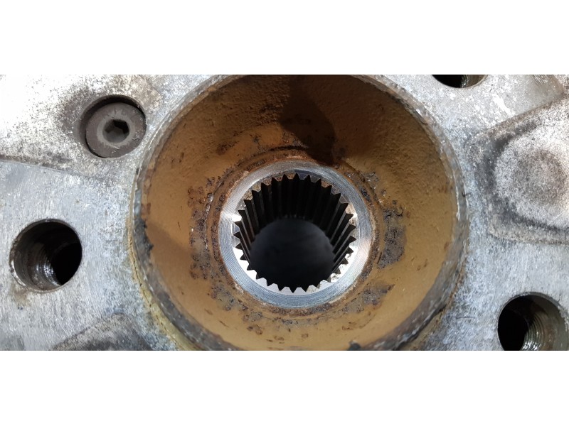 Recambio de mangueta trasera derecha para bmw serie 5 lim. (f10) 530d referencia OEM IAM 6793770  