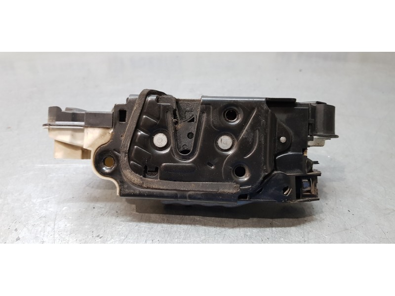 Recambio de cerradura puerta delantera izquierda para volkswagen jetta (162) sport referencia OEM IAM 5K1837015B   Recambio de cerradura puerta delantera izquierda para volkswagen jetta (162) sport referencia OEM IAM 5K1837015B