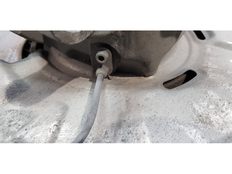 Recambio de mangueta trasera derecha para bmw serie 5 lim. (f10) 530d referencia OEM IAM 6793770  