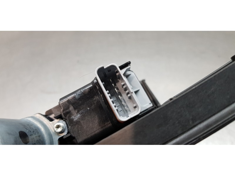 Recambio de elevalunas trasero izquierdo para peugeot 2008 (p1) allure referencia OEM IAM 9830003080  