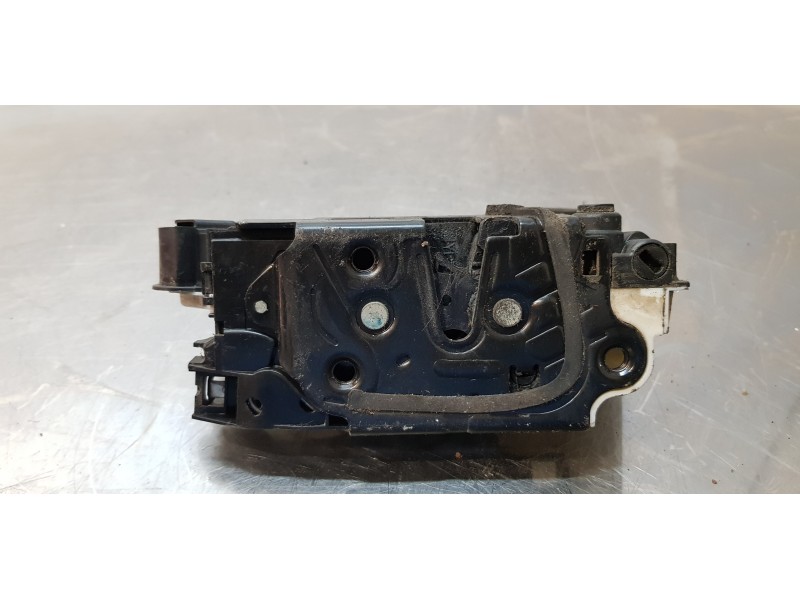 Recambio de cerradura puerta trasera derecha para volkswagen jetta (162) sport referencia OEM IAM 5K4839016F   Recambio de cerradura puerta trasera derecha para volkswagen jetta (162) sport referencia OEM IAM 5K4839016F