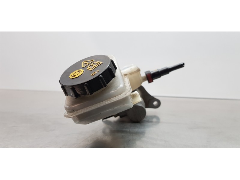 Recambio de bomba freno para mazda 3 lim. () luxury referencia OEM IAM BHY14340Z  
