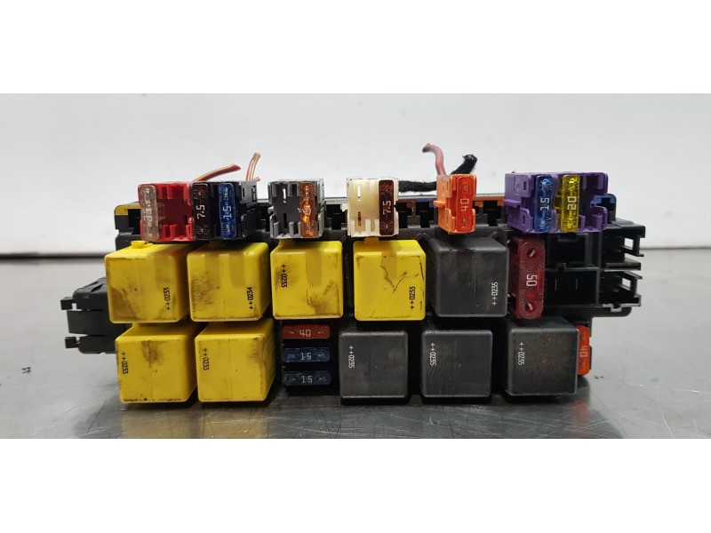 Recambio de caja reles / fusibles para mercedes clase s (w220) berlina 400 cdi (220.028) referencia OEM IAM A0325458232   Recambio de caja reles / fusibles para mercedes clase s (w220) berlina 400 cdi (220.028) referencia OEM IAM A0325458232