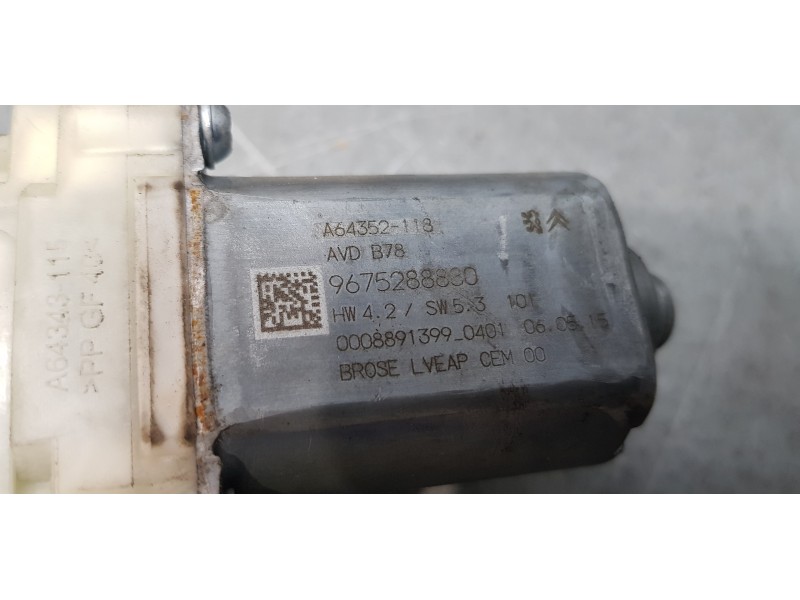 Recambio de elevalunas delantero derecho para citroen c4 picasso seduction referencia OEM IAM 9675924680  