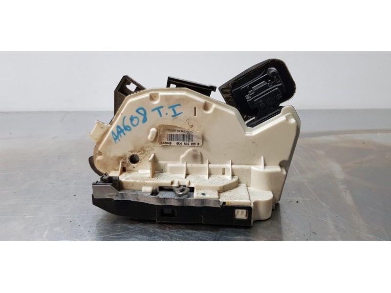Recambio de cerradura puerta trasera izquierda para volkswagen jetta (162) sport referencia OEM IAM 5K4839015F   Recambio de cerradura puerta trasera izquierda para volkswagen jetta (162) sport referencia OEM IAM 5K4839015F